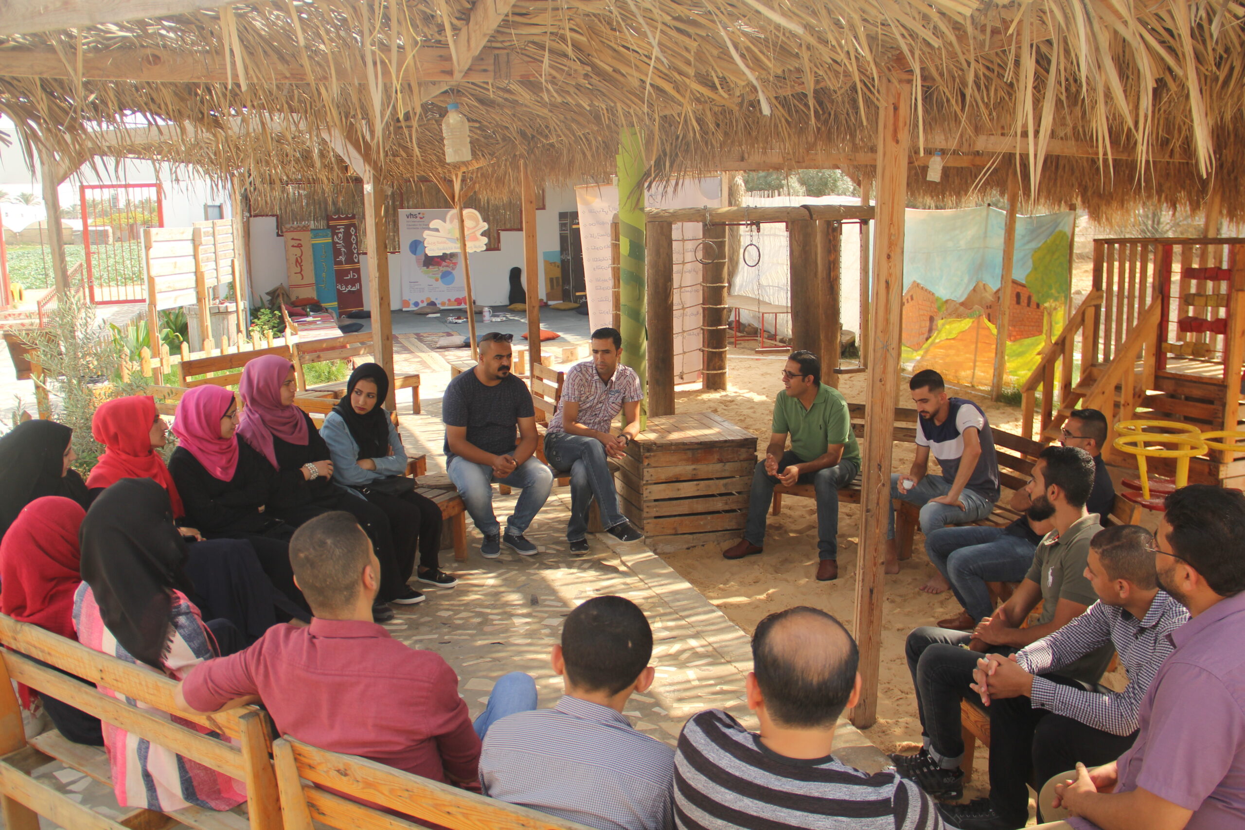 فرصة للتسجيل والمشاركة في مسار مُجاوَرَات عربية